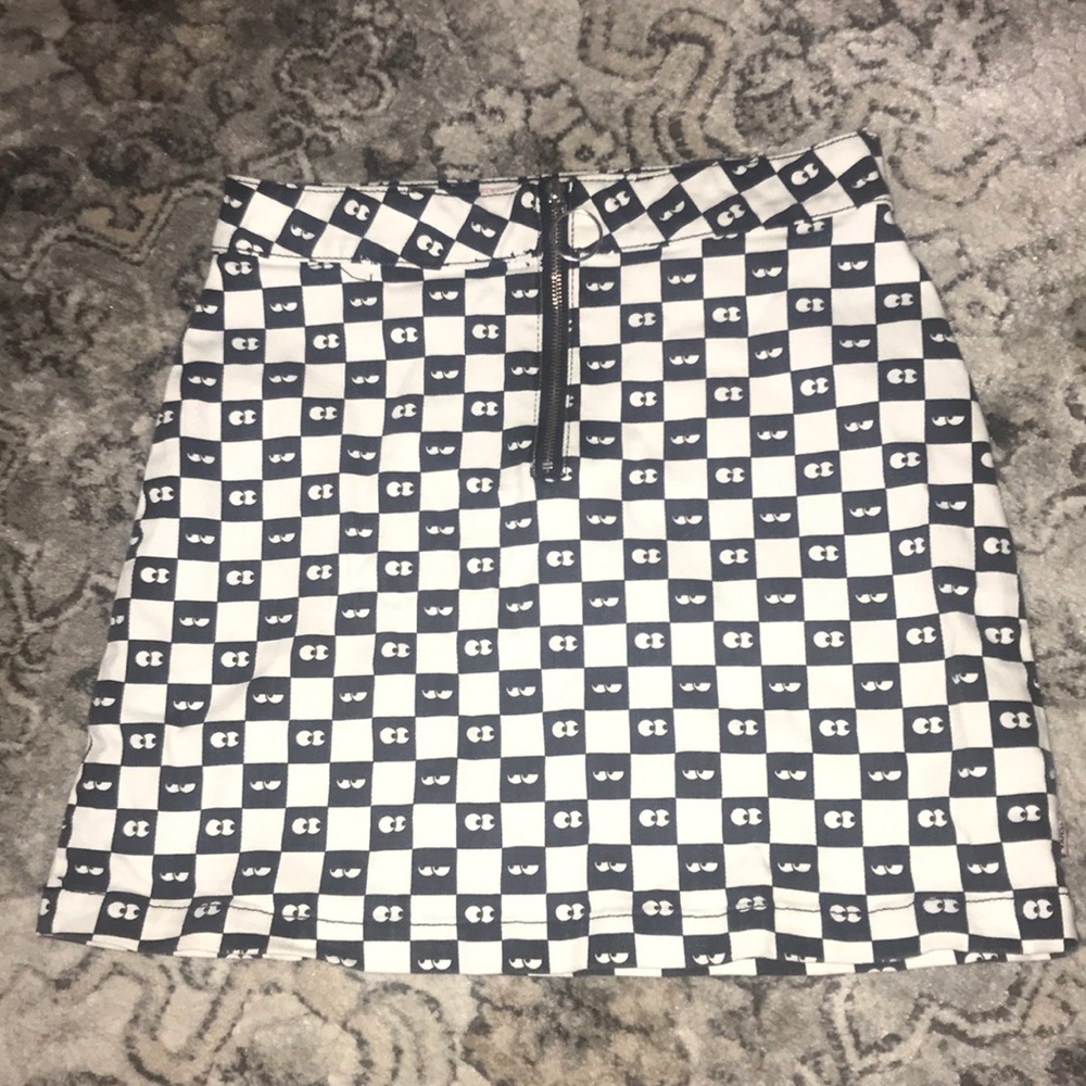 VANS X LAZY OAF CHECKERED EYE SKIRT👀